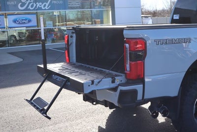 2026 Ford F-350SD Platinum Tremor Off-Road