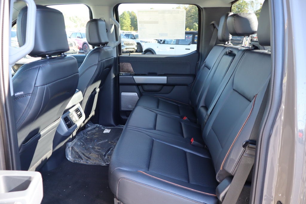 2027 Ford F-350SD Lariat