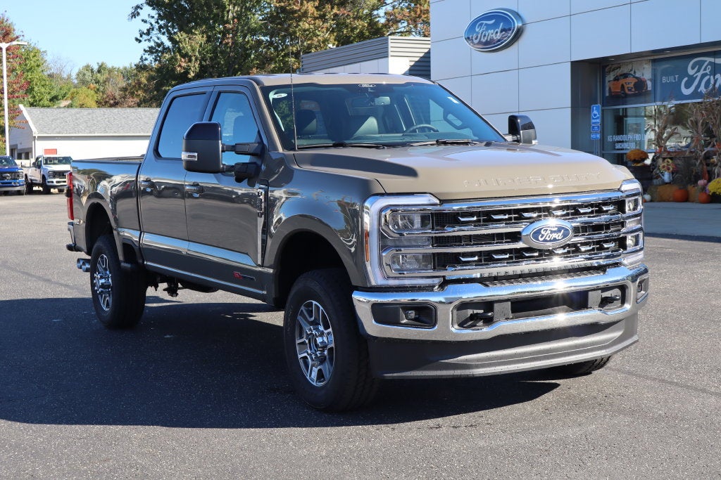 2027 Ford F-350SD Lariat