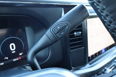 2027 Ford F-350SD Lariat