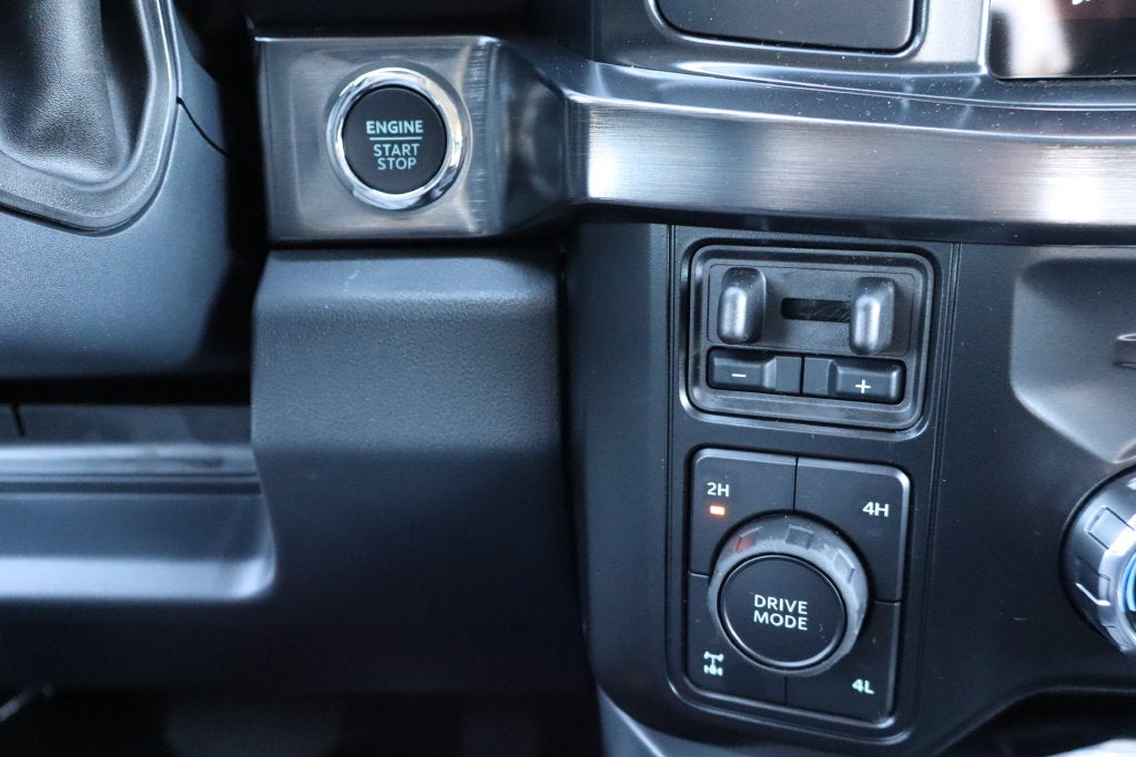 2027 Ford F-350SD Lariat