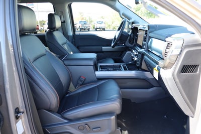 2027 Ford F-350SD Lariat