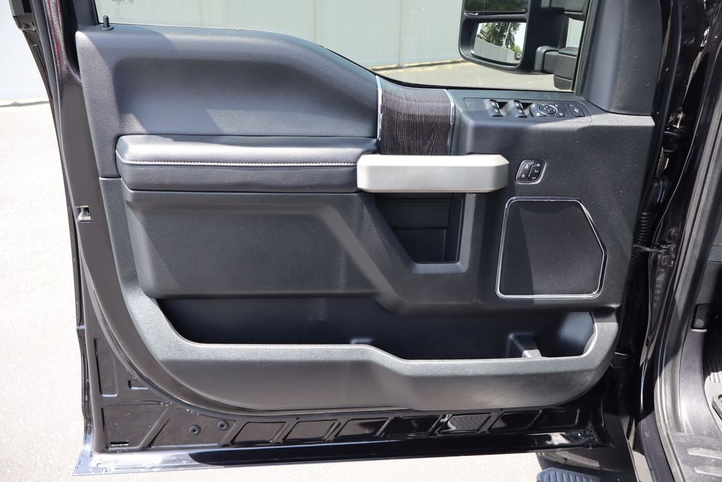 2020 Ford F-350SD Lariat