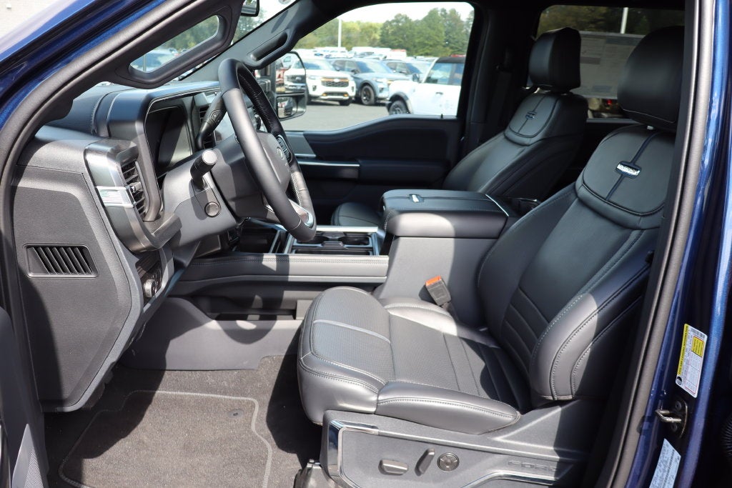 2027 Ford F-350SD Platinum