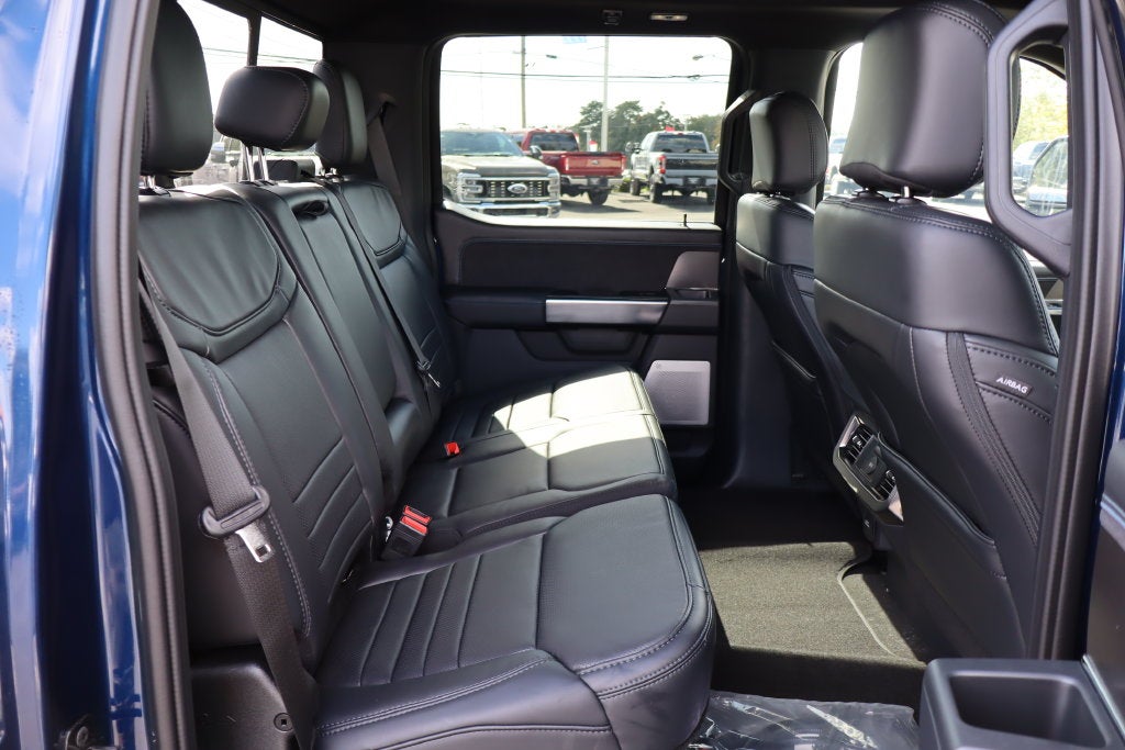 2027 Ford F-350SD Platinum