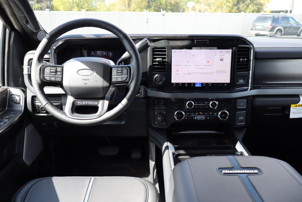 2027 Ford F-350SD Platinum
