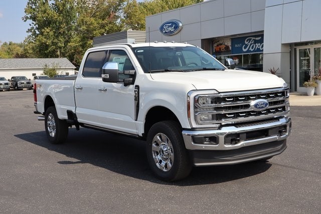2026 Ford F-350SD Lariat
