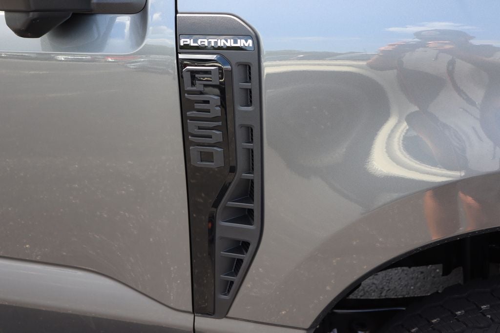 2026 Ford F-350SD Platinum