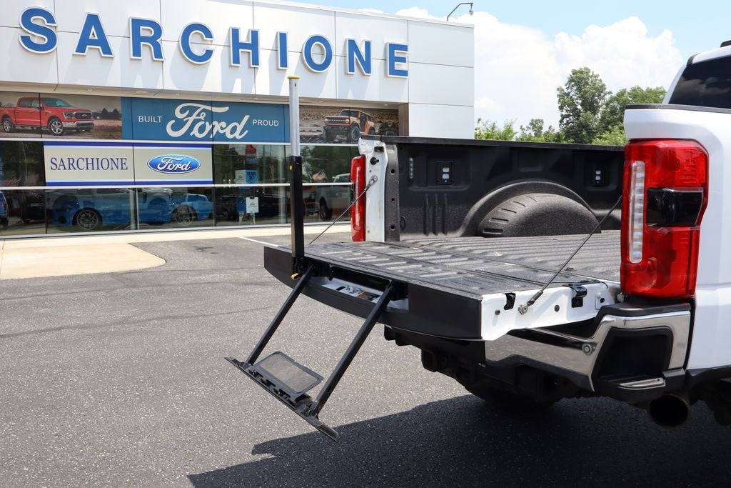 2024 Ford F-350SD Lariat Tremor