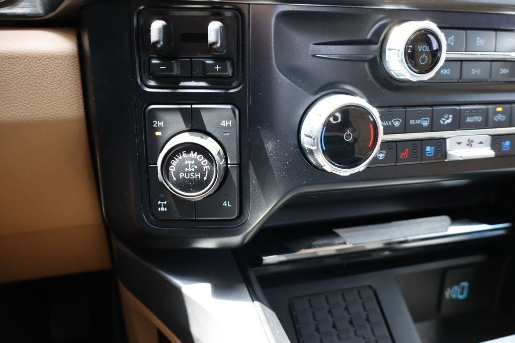 2024 Ford F-350SD Lariat Tremor