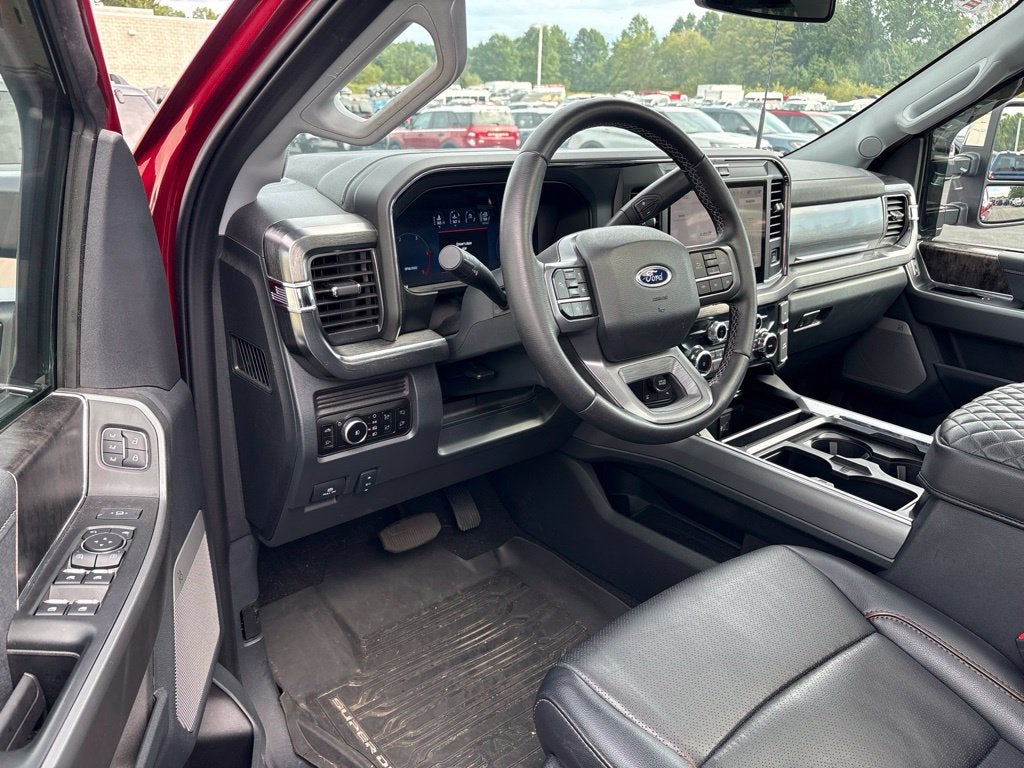 2025 Ford F-350SD Lariat