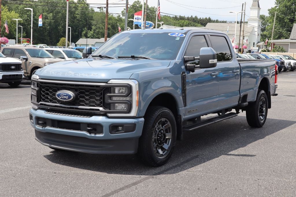 2023 Ford F-350SD Lariat