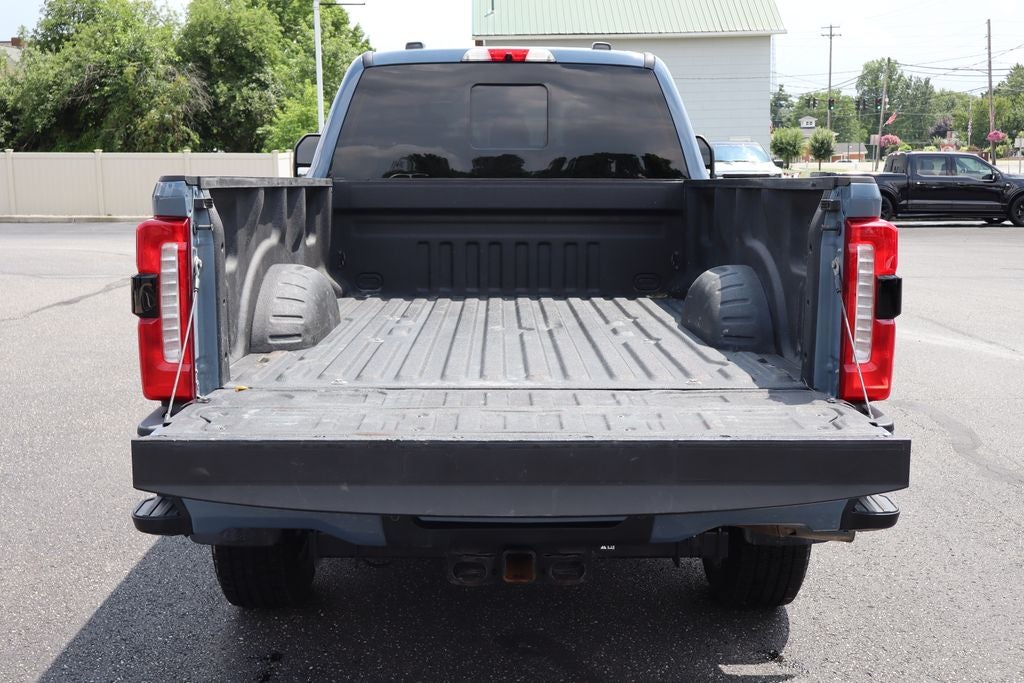 2023 Ford F-350SD Lariat