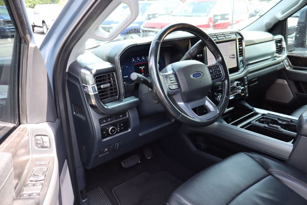 2023 Ford F-350SD Lariat