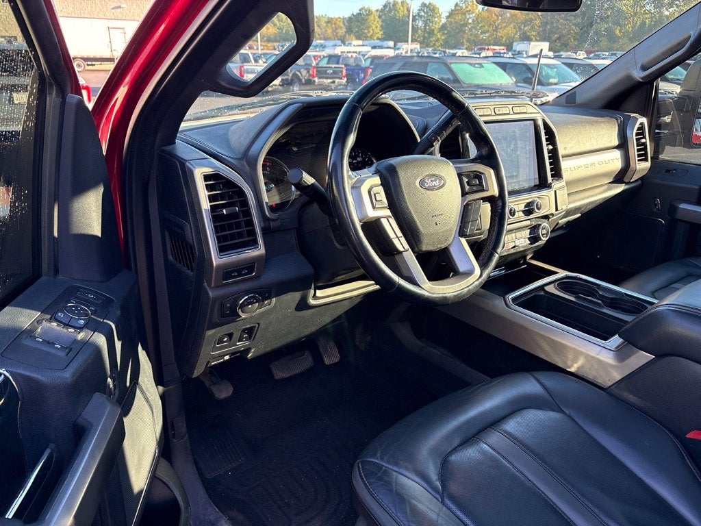 2022 Ford F-350SD Platinum