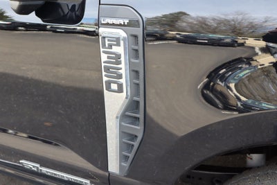 2023 Ford F-350SD Lariat