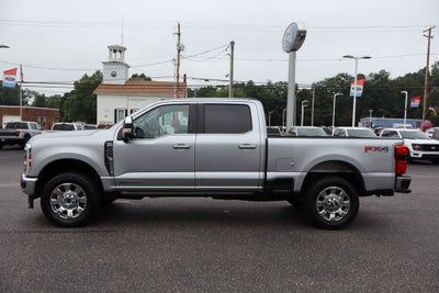 2024 Ford F-350SD Lariat