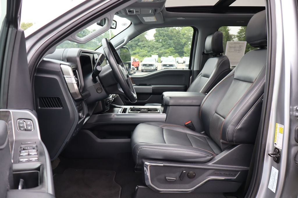 2024 Ford F-350SD Lariat