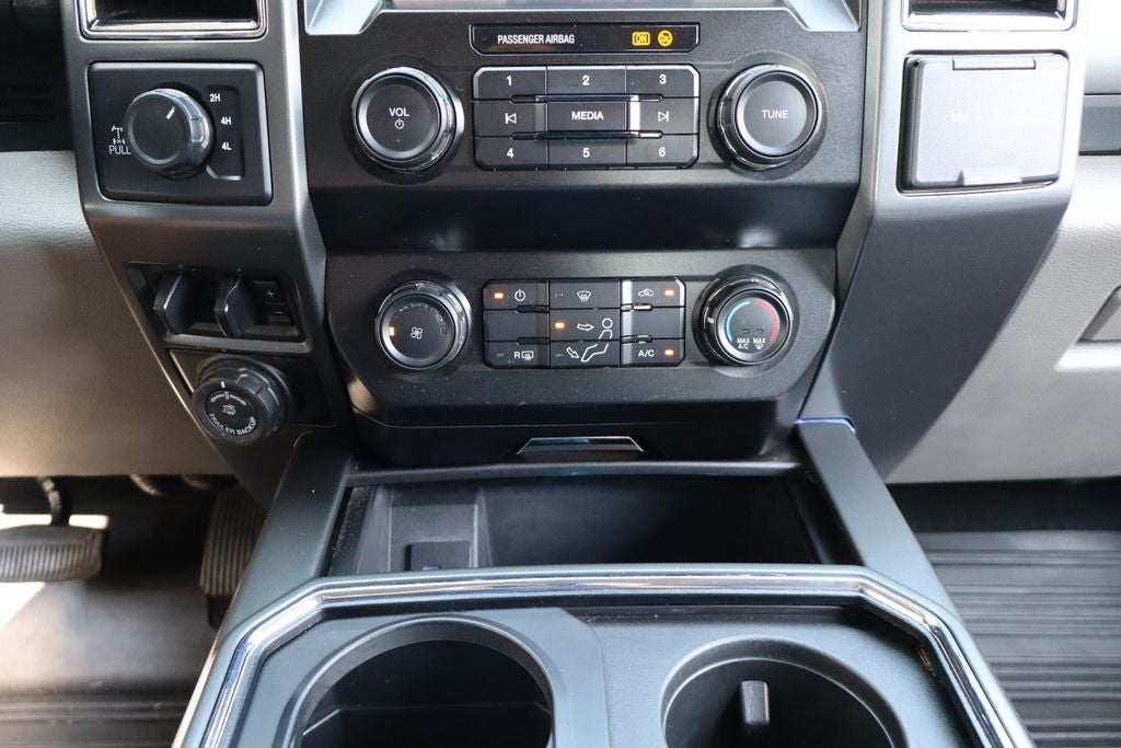 2022 Ford F-350SD XLT