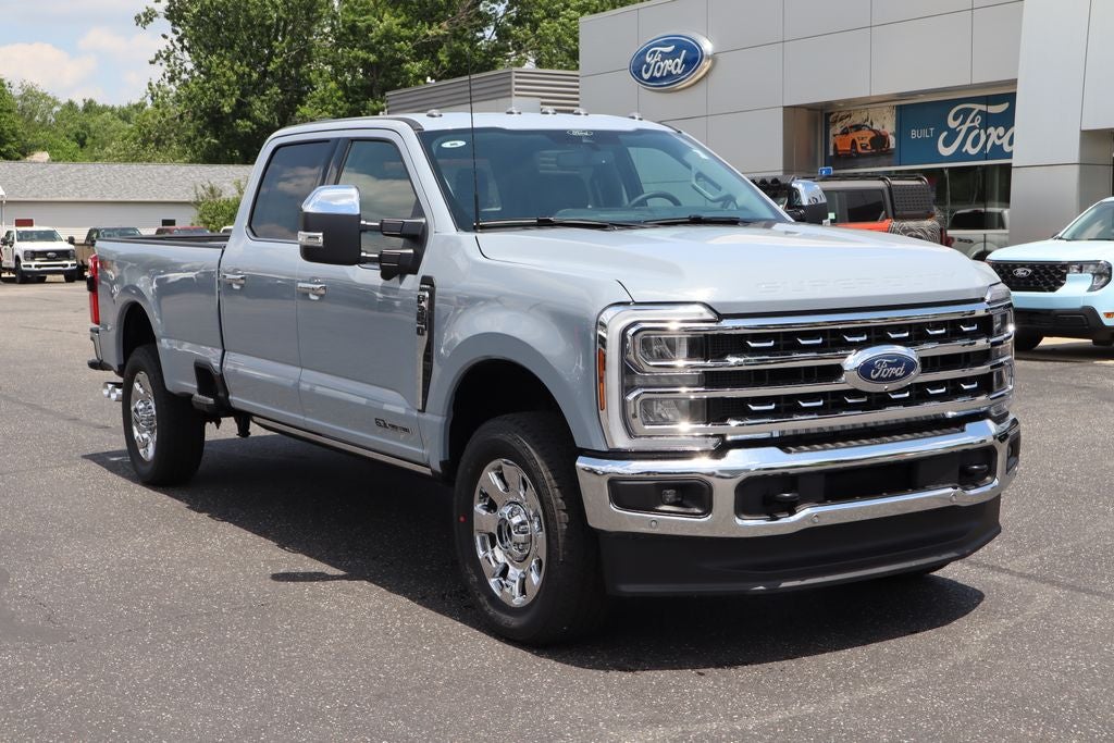 2026 Ford F-350SD Lariat