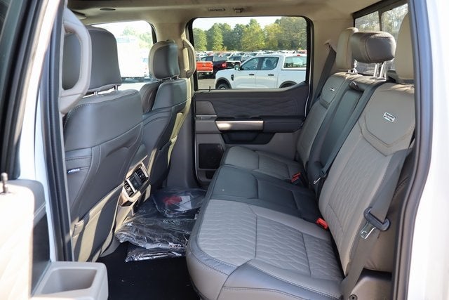 2026 Ford F-350SD Platinum DRW