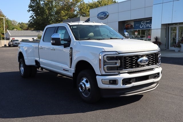 2026 Ford F-350SD Platinum DRW