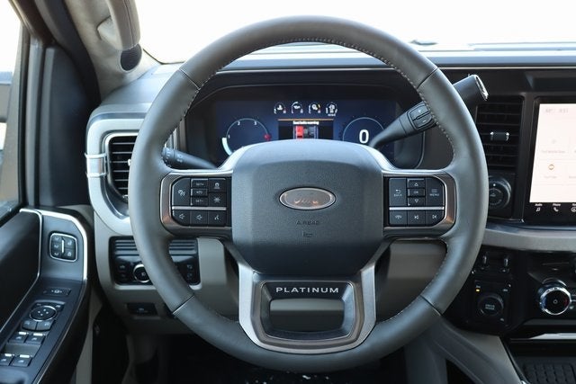 2026 Ford F-350SD Platinum DRW