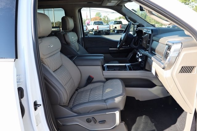 2026 Ford F-350SD Platinum DRW