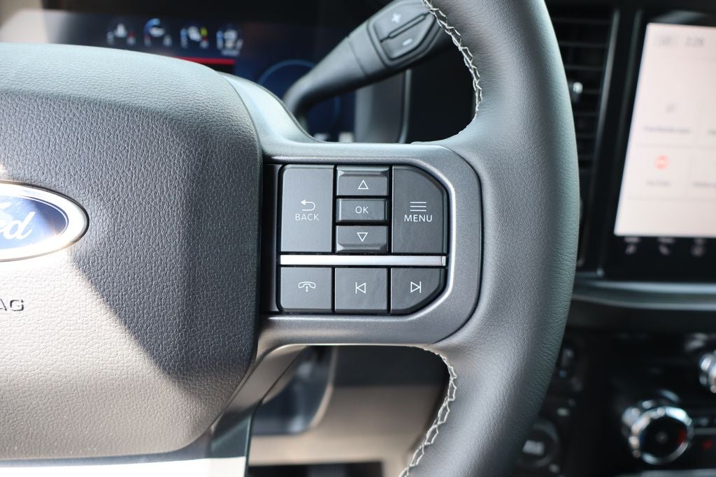 2026 Ford F-350SD Lariat DRW