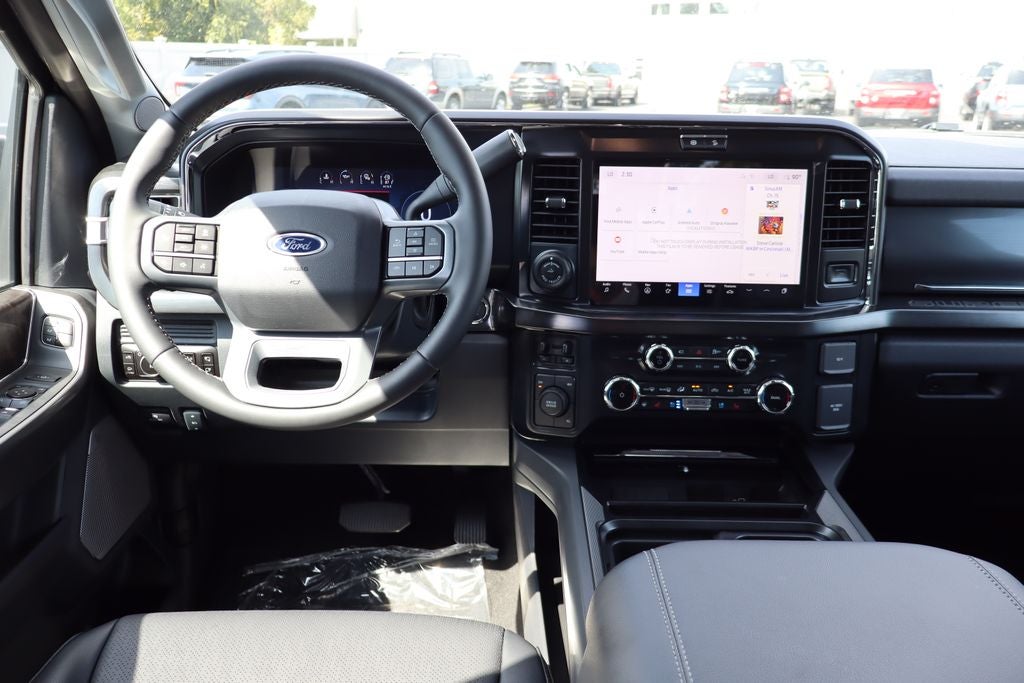2026 Ford F-350SD Lariat DRW