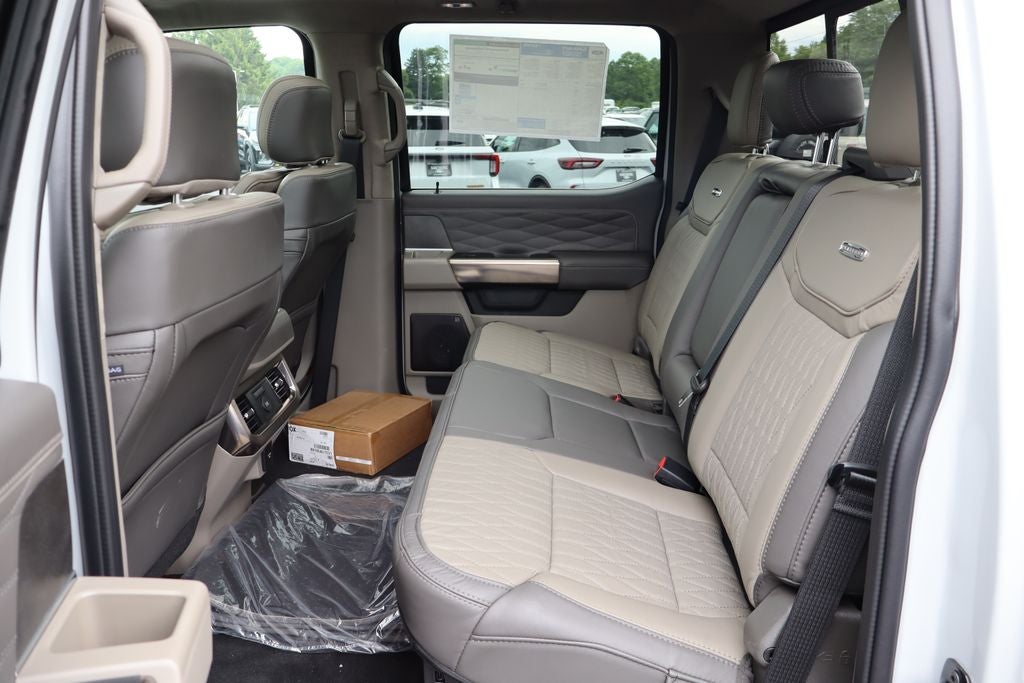 2026 Ford F-350SD Platinum DRW