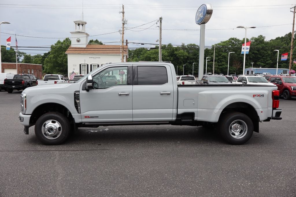2026 Ford F-350SD Platinum DRW