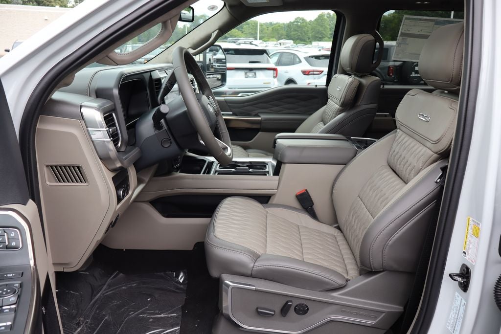 2026 Ford F-350SD Platinum DRW