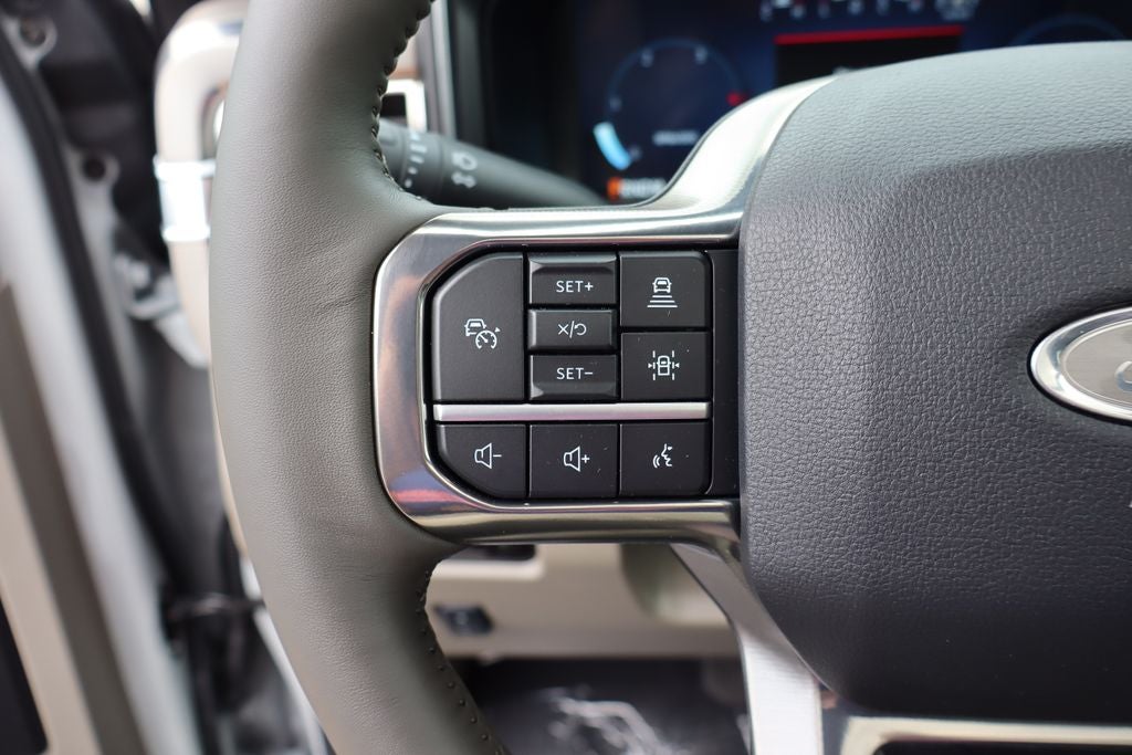 2026 Ford F-350SD Platinum DRW