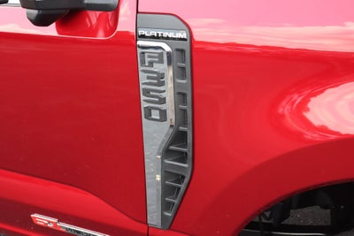 2026 Ford F-350SD Platinum DRW