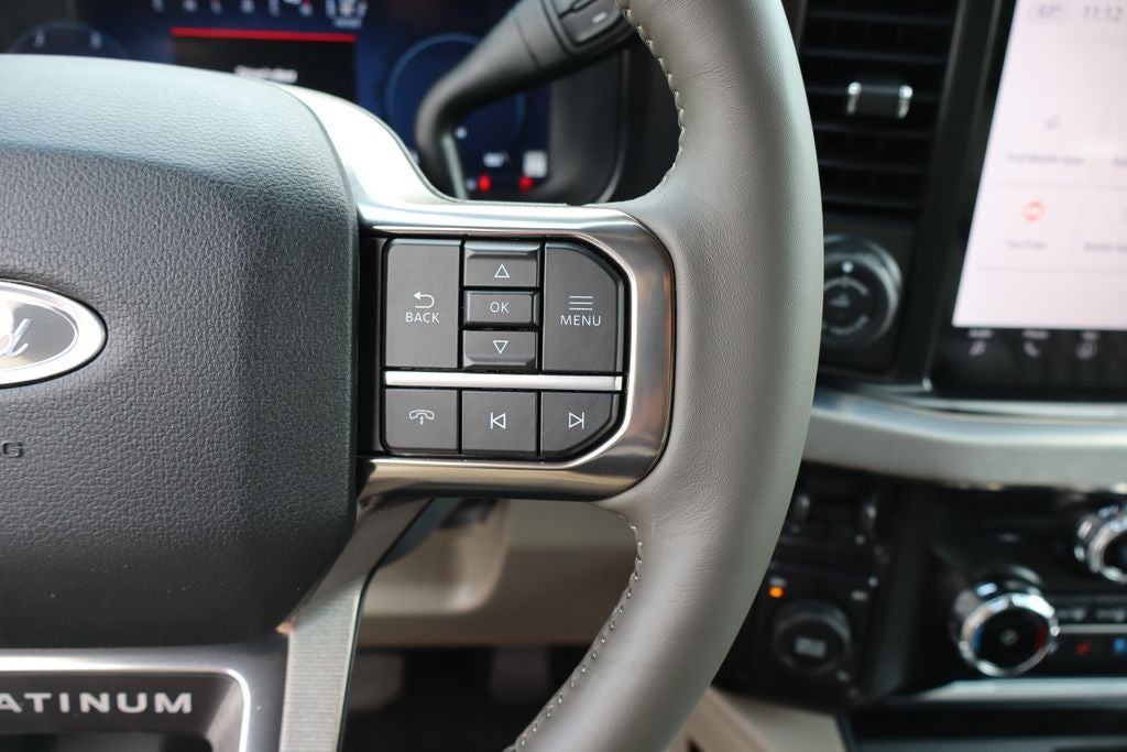 2026 Ford F-350SD Platinum DRW