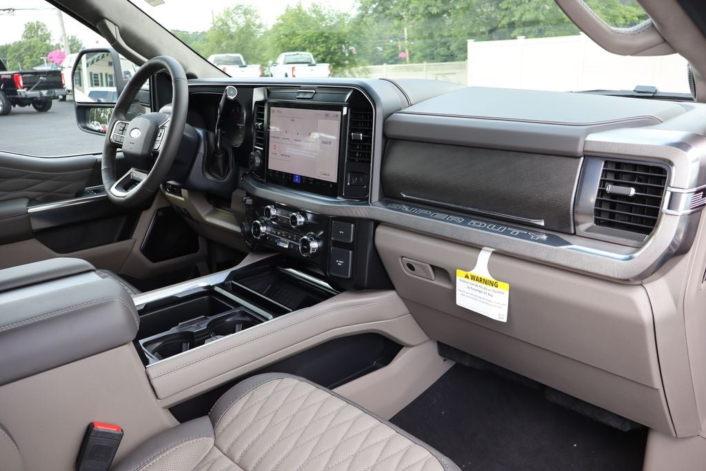 2026 Ford F-350SD Platinum DRW