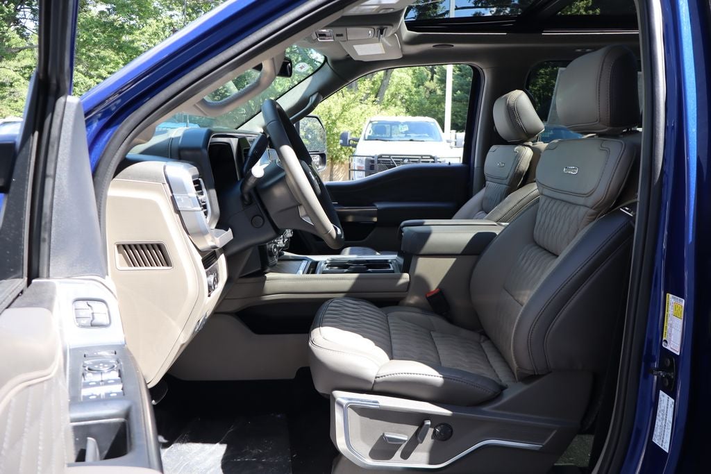 2026 Ford F-350SD Platinum DRW