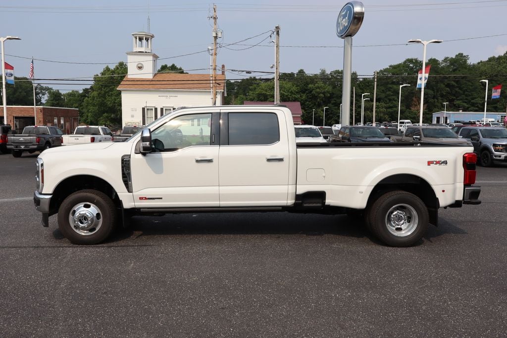 2026 Ford F-350SD Lariat DRW