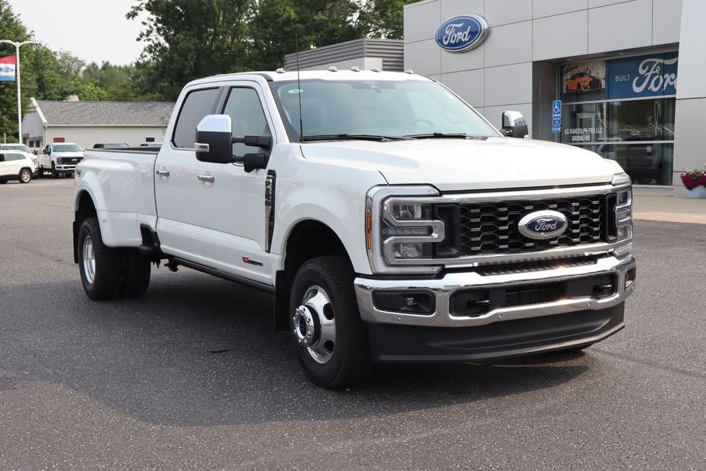2026 Ford F-350SD Lariat DRW