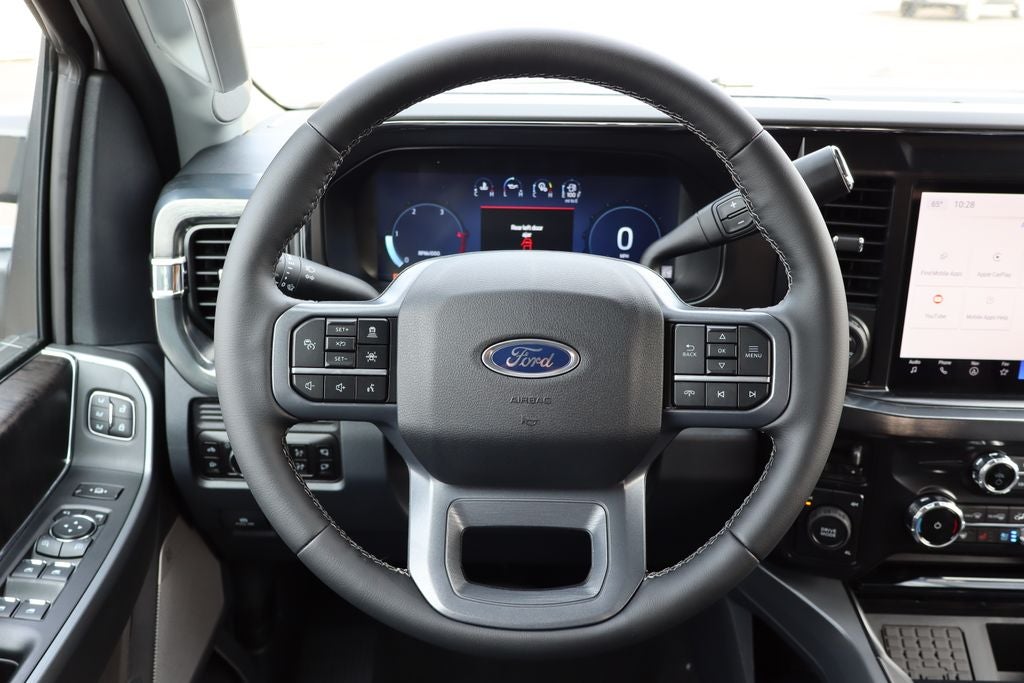 2026 Ford F-350SD Lariat DRW