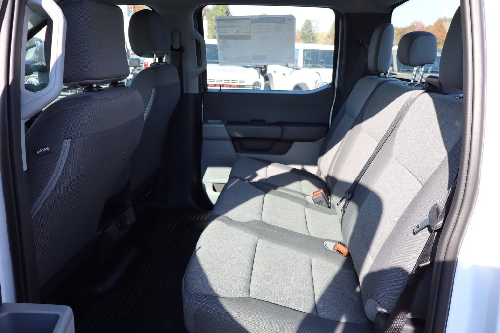 2027 Ford F-350SD XL DRW
