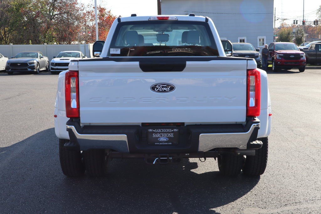2027 Ford F-350SD XL DRW