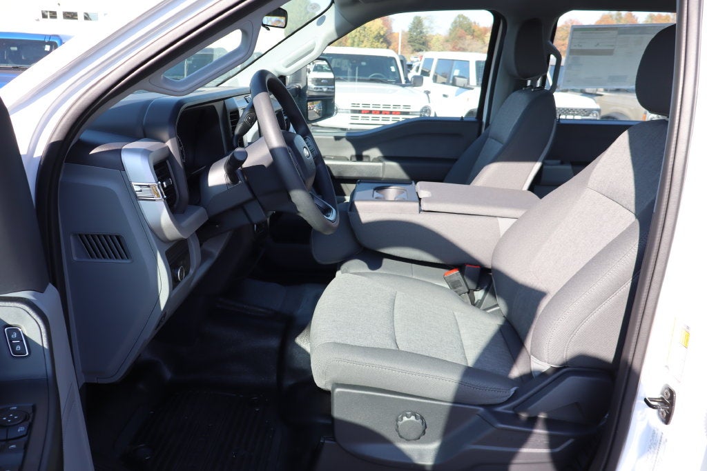 2027 Ford F-350SD XL DRW