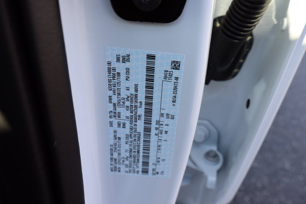 2027 Ford F-350SD XL DRW