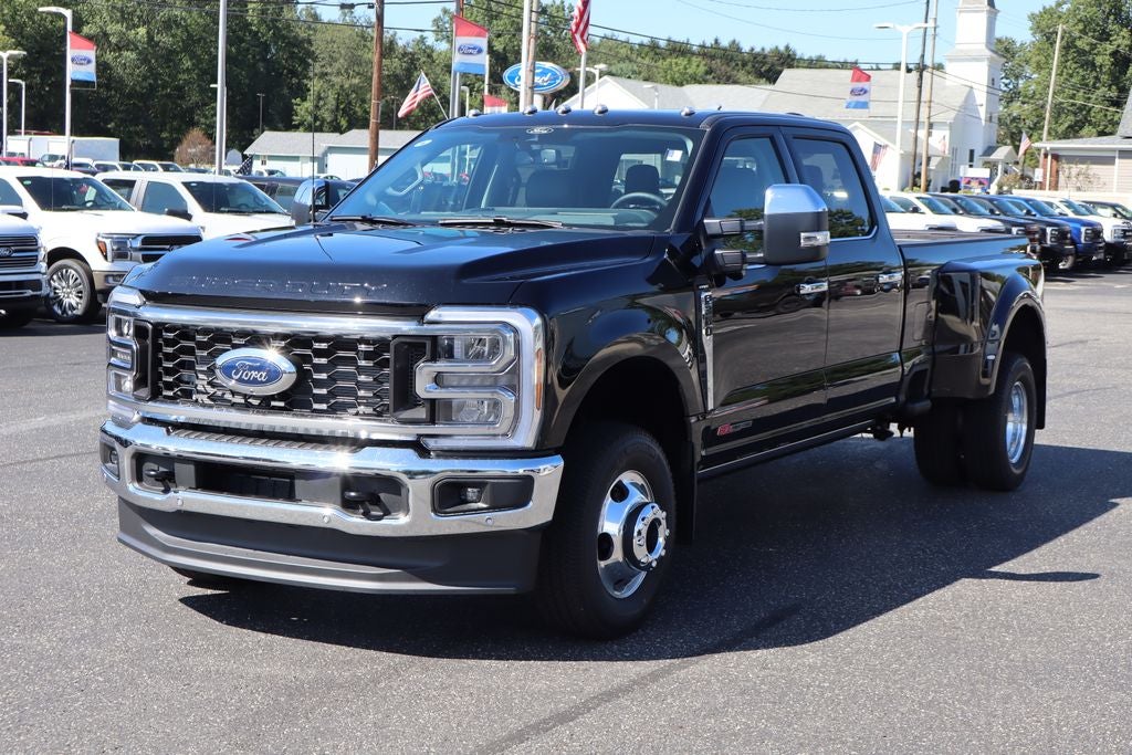 2026 Ford F-350SD Lariat DRW