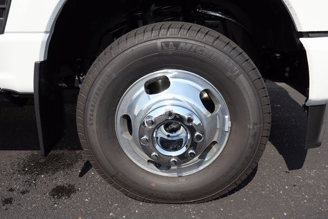 2025 Ford F-350SD Platinum DRW