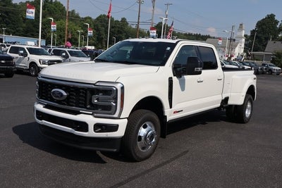 2025 Ford F-350SD Platinum DRW