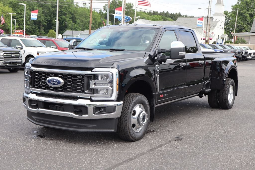 2026 Ford F-350SD Lariat DRW