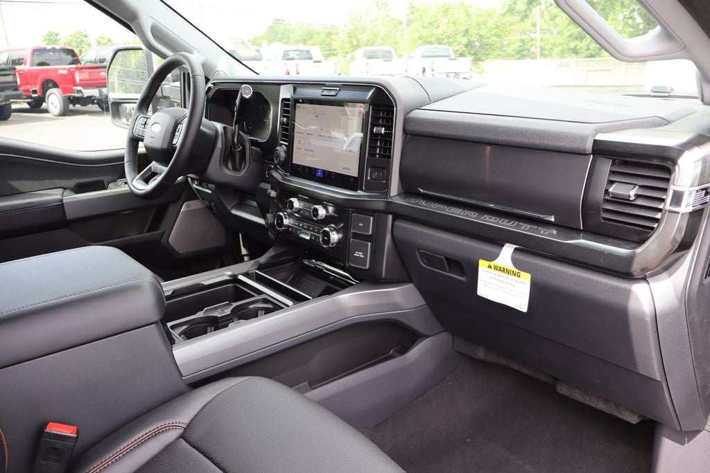 2026 Ford F-350SD Lariat DRW